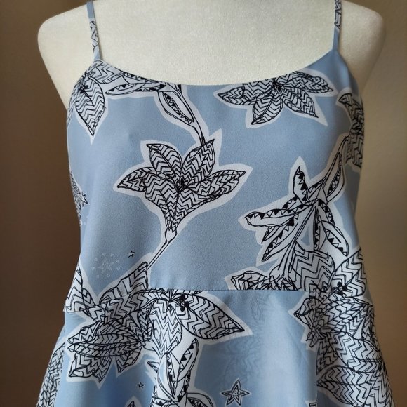 CeCe By Cynthia Steffe Nia Tiered Dress Sleeveless Lt Blue Sz 2 - Picture 4 of 9